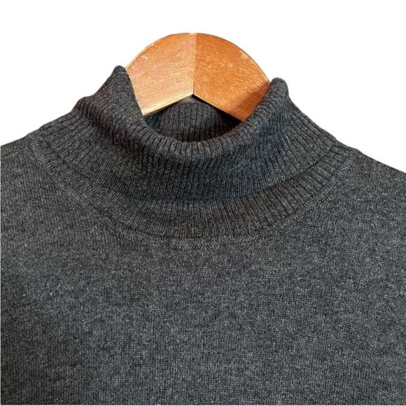 NWT! Worthington grey turtle neck sweater - Picture 2 of 13